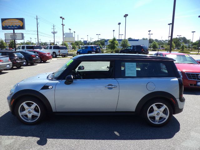 2008 Mini Cooper Clubman Base