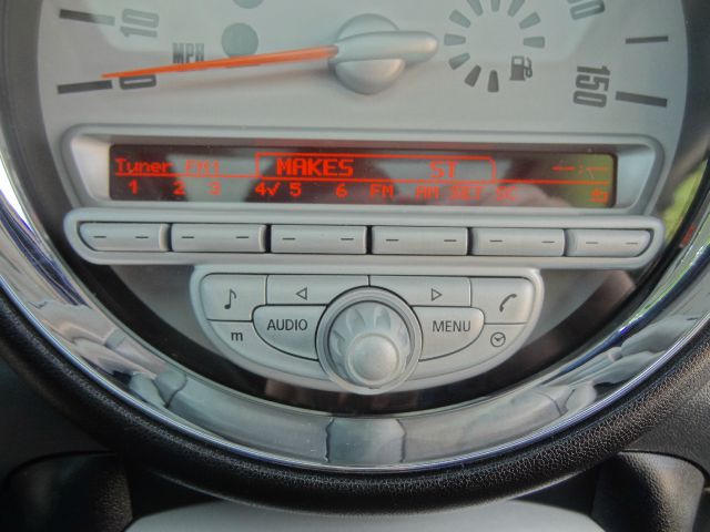 2008 Mini Cooper Clubman 1999 Toyota