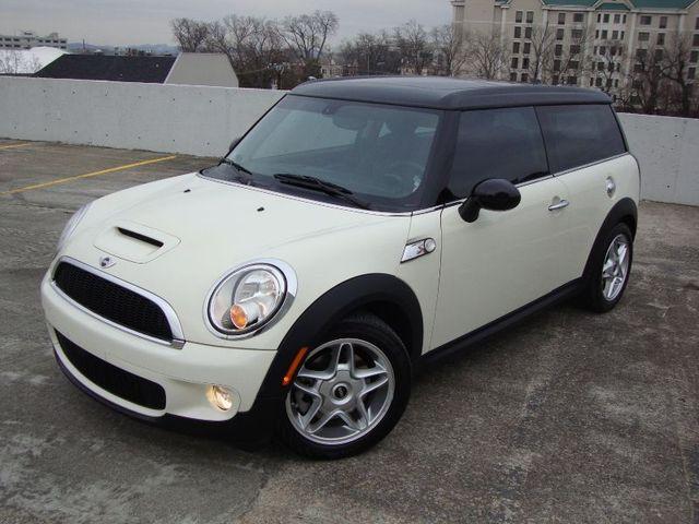 2008 Mini Cooper Clubman FWD SEL (cloth)