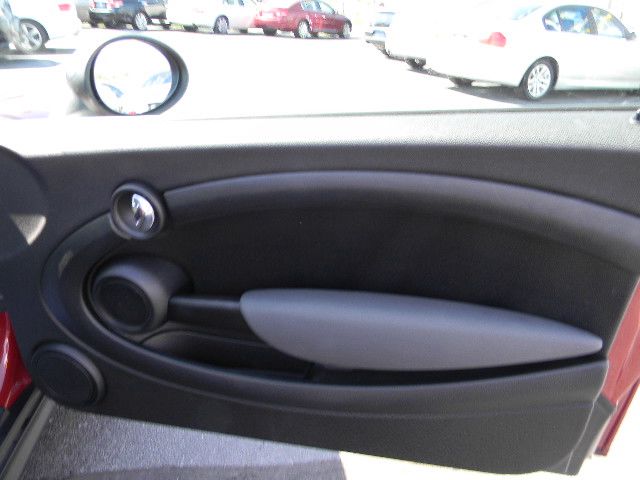 2009 Mini Cooper Clubman Unknown