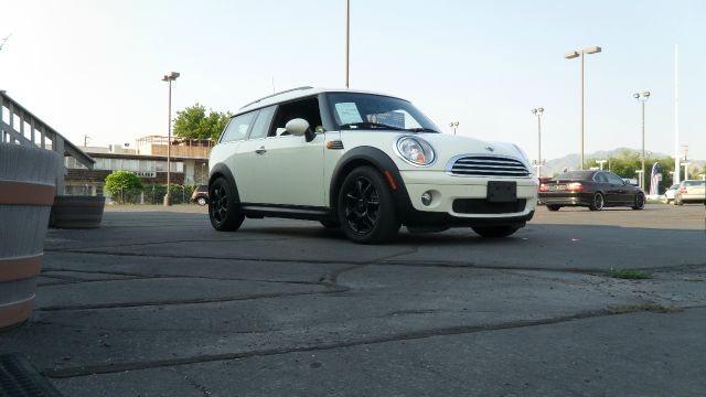 2009 Mini Cooper Clubman Unknown