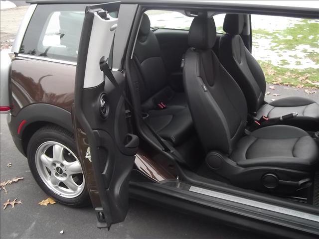 2009 Mini Cooper Clubman Auto, Leather, SR
