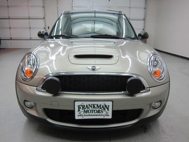 2010 Mini Cooper Clubman 4WD 4dr V6 Auto