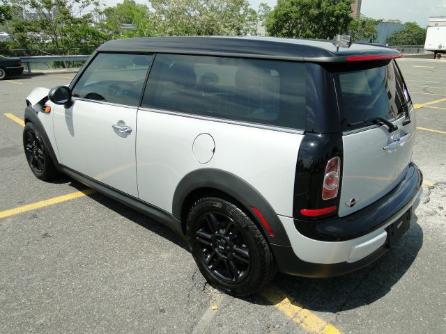 2012 Mini Cooper Clubman Pacifica