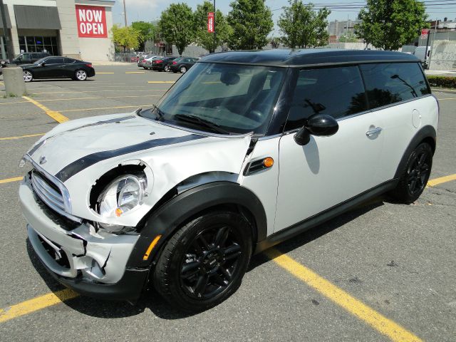 2012 Mini Cooper Clubman Pacifica