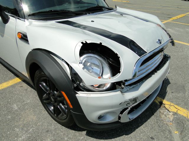 2012 Mini Cooper Clubman Pacifica