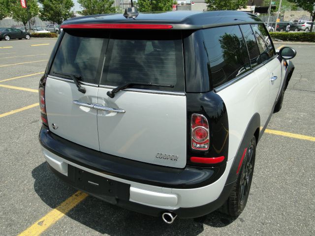 2012 Mini Cooper Clubman Pacifica