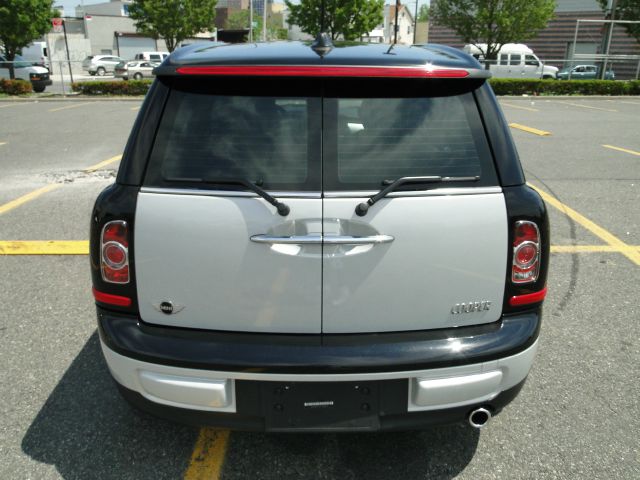 2012 Mini Cooper Clubman Pacifica