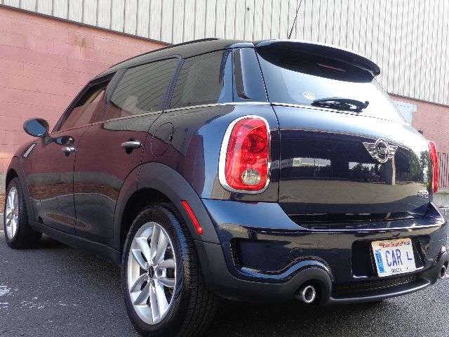 2011 Mini Cooper Countryman 2dr HB Auto PZEV