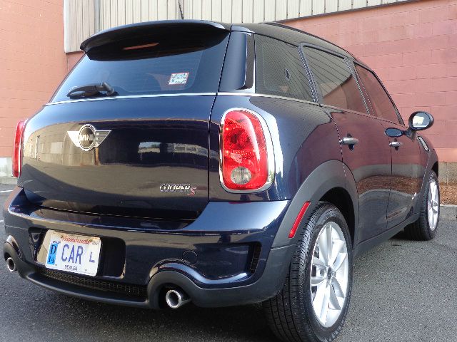 2011 Mini Cooper Countryman 2dr HB Auto PZEV