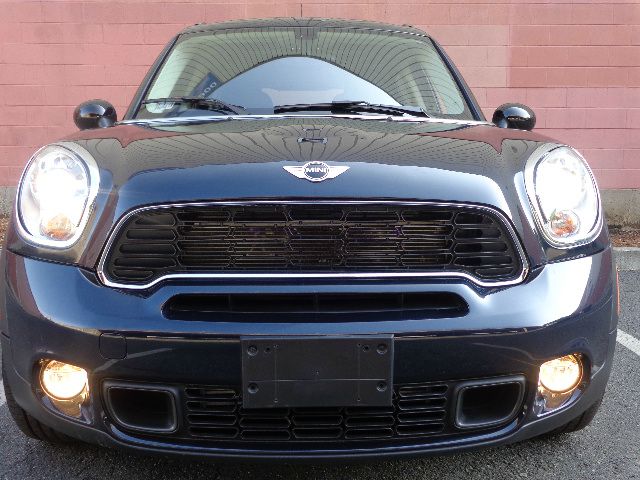 2011 Mini Cooper Countryman 2dr HB Auto PZEV