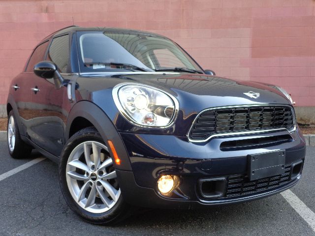 2011 Mini Cooper Countryman 2dr HB Auto PZEV