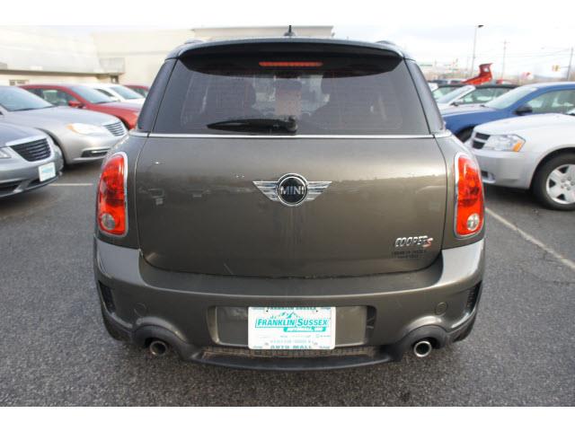 2011 Mini Cooper Countryman 2dr HB Auto PZEV