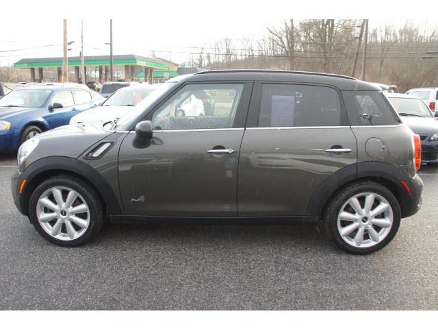 2011 Mini Cooper Countryman 2dr HB Auto PZEV