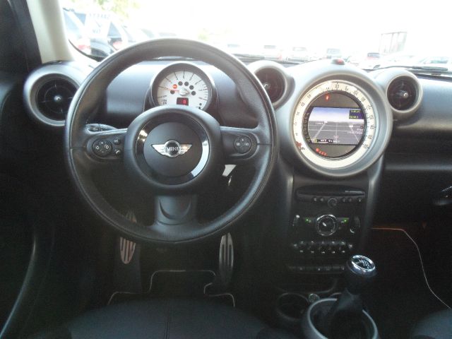 2012 Mini Cooper Countryman 2dr HB Auto PZEV