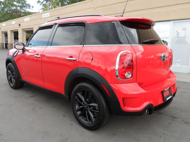 2012 Mini Cooper Countryman 2dr HB Auto PZEV