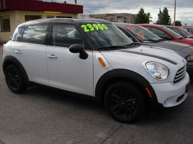2012 Mini Cooper Countryman Base