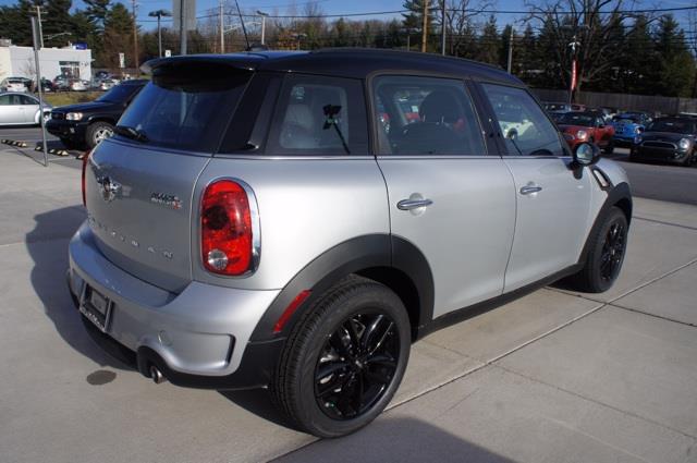 2014 Mini Cooper Countryman Base