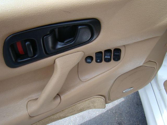 1996 Mitsubishi 3000GT Base