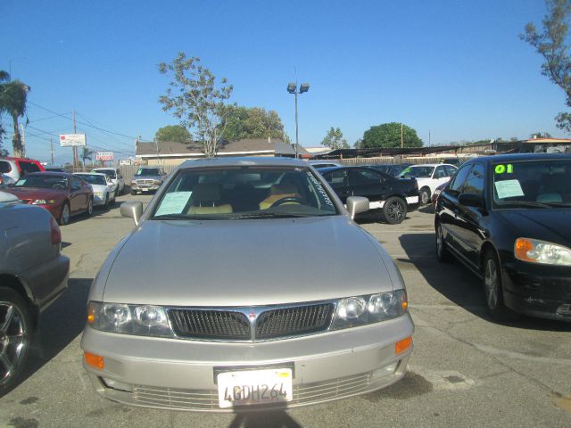 1999 Mitsubishi Diamante L.T. 4-w.d. 5.3L