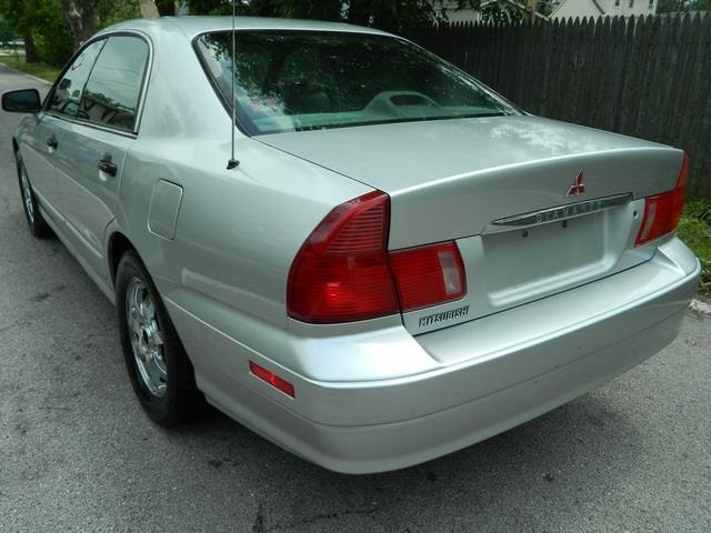 1999 Mitsubishi Diamante Unknown