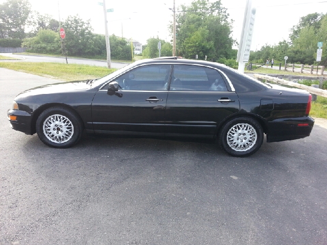 1999 Mitsubishi Diamante Base