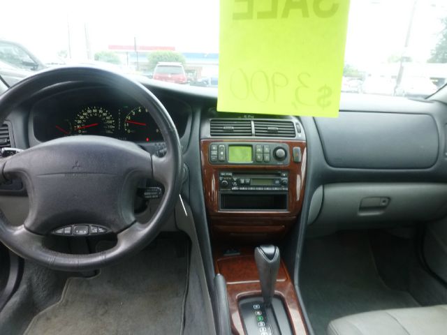 2003 Mitsubishi Diamante Touring W/nav.sys