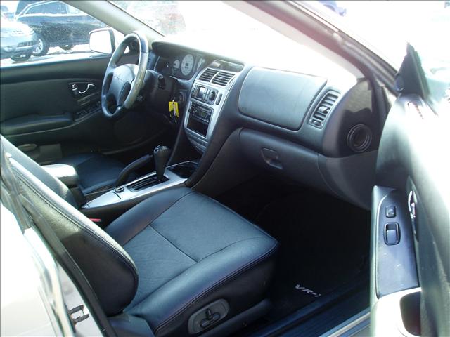 2003 Mitsubishi Diamante LE