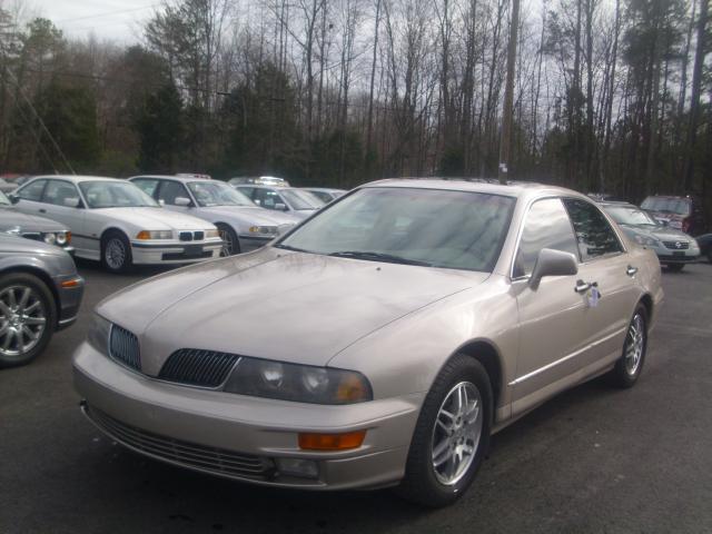 2003 Mitsubishi Diamante Touring W/nav.sys