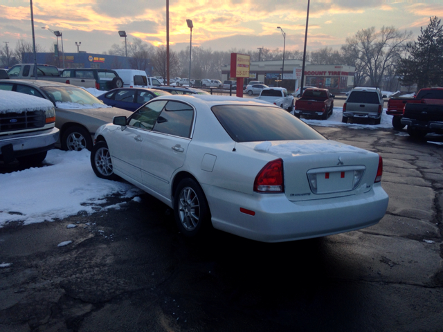 2004 Mitsubishi Diamante Touring W/nav.sys