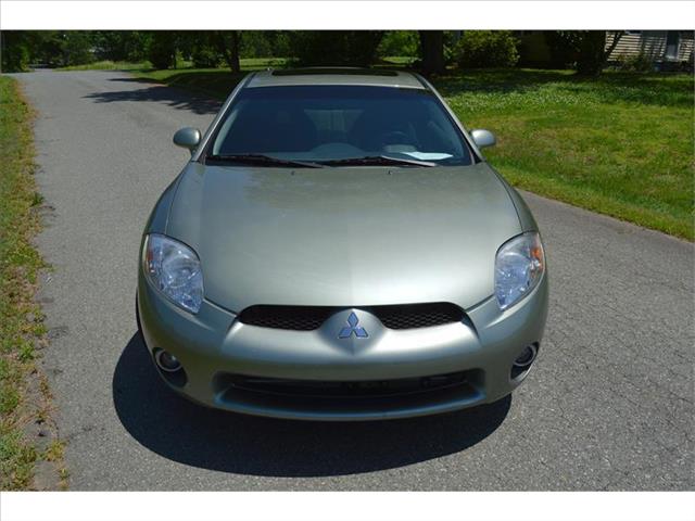 2008 Mitsubishi Eclipse Crew Cab LT 4x4