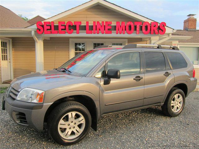 2004 Mitsubishi Endeavor 1.8T Quattro Sedan 4D