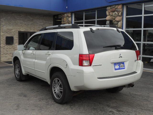 2004 Mitsubishi Endeavor SLT 25