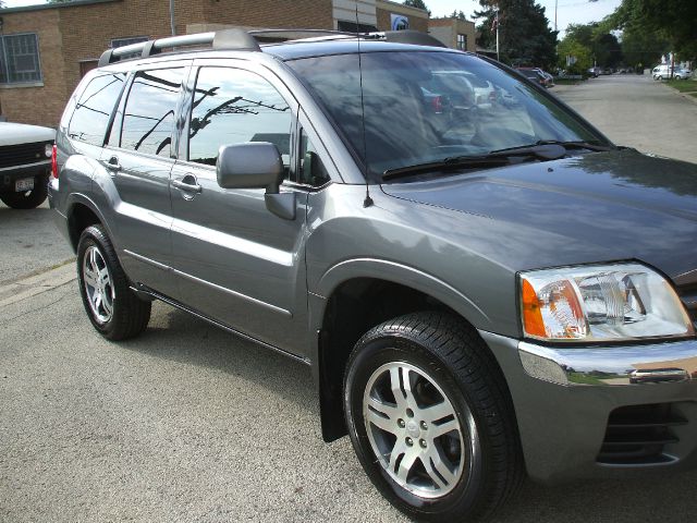 2004 Mitsubishi Endeavor 4DR 4WD BASE AT