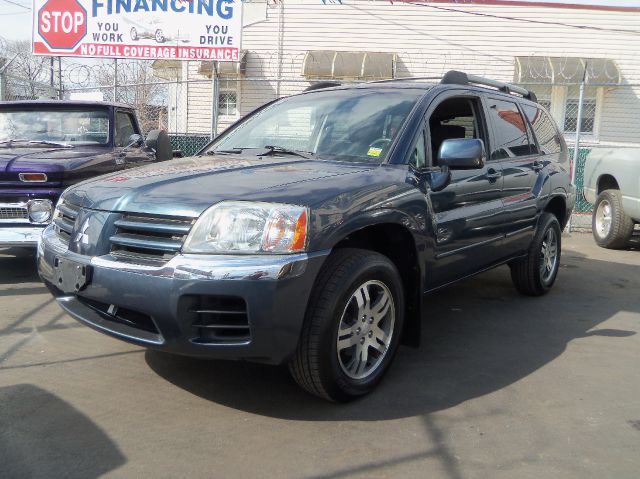 2004 Mitsubishi Endeavor Silverado 1500 Truck