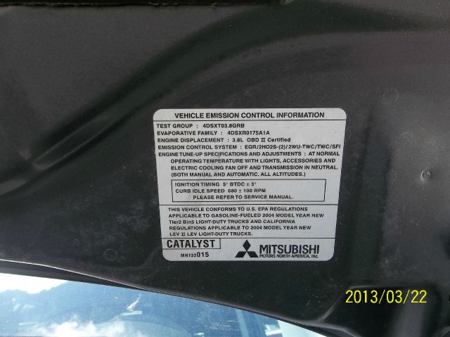 2004 Mitsubishi Endeavor Passenger Van AWD