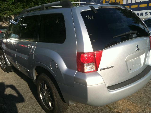 2004 Mitsubishi Endeavor 3.0 Avant Quattro