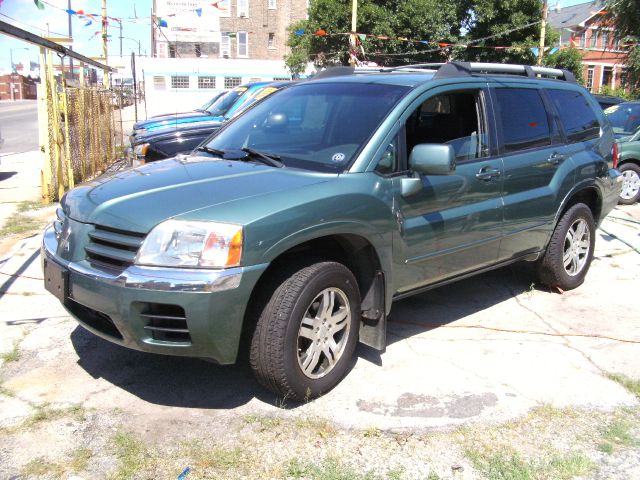 2005 Mitsubishi Endeavor 1.8T Quattro Sedan 4D