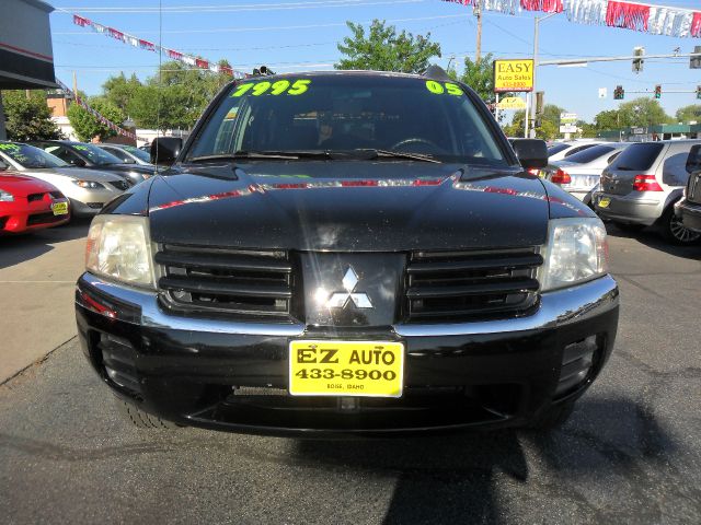 2005 Mitsubishi Endeavor 4DR 4WD BASE AT