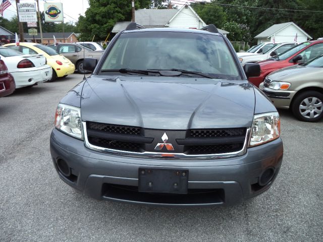 2006 Mitsubishi Endeavor 1.8T Quattro Sedan 4D