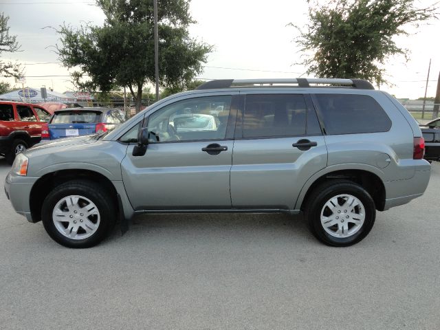 2007 Mitsubishi Endeavor 3.0cl W/leath