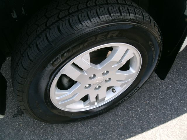 2007 Mitsubishi Endeavor 1.8T Quattro Sedan 4D