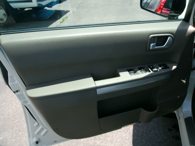 2007 Mitsubishi Endeavor 1.8T Quattro Sedan 4D