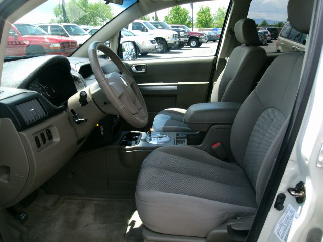 2007 Mitsubishi Endeavor 1.8T Quattro Sedan 4D