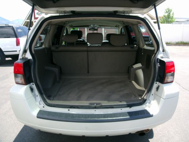 2007 Mitsubishi Endeavor 1.8T Quattro Sedan 4D