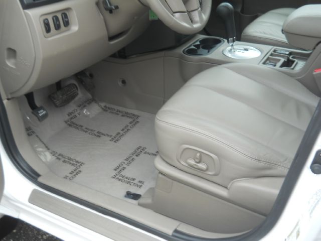 2010 Mitsubishi Endeavor Quattro