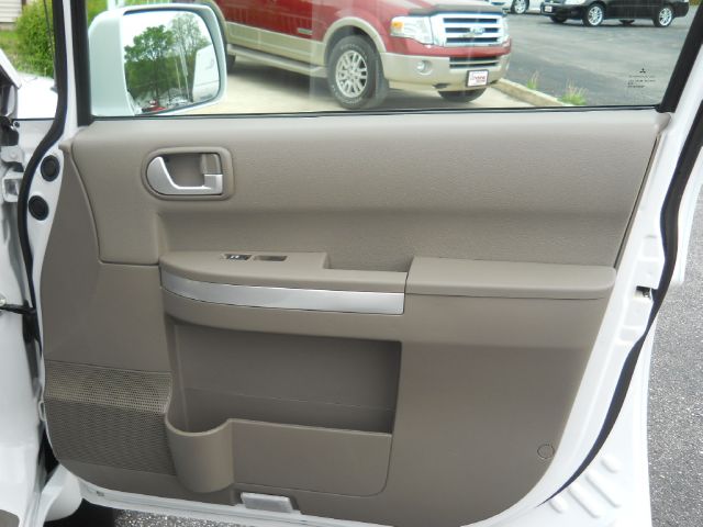 2010 Mitsubishi Endeavor Quattro