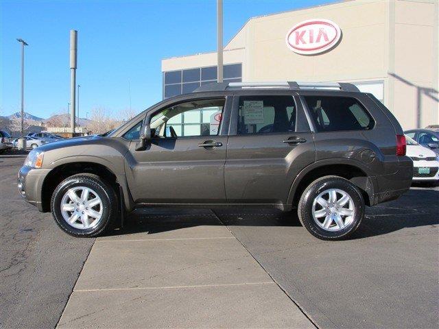 2011 Mitsubishi Endeavor 1.8T Quattro Sedan 4D