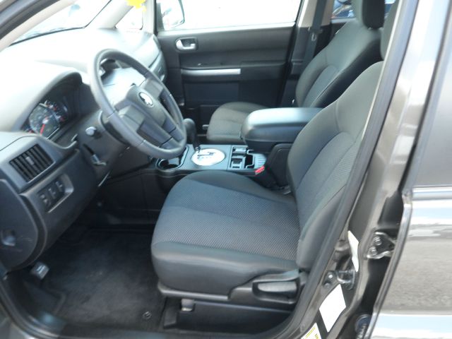 2011 Mitsubishi Endeavor 1.8T Quattro Sedan 4D