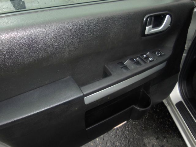 2011 Mitsubishi Endeavor Quattro